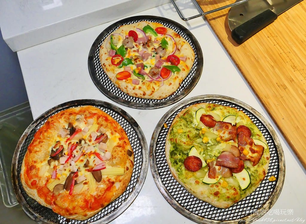 【台北美食】C Pickza,台北東區新開幕pizza店,自由搭配更美味,2分鐘快速上桌。 - 第48張圖 29