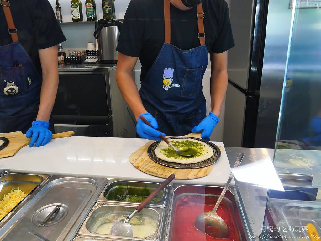 【台北美食】C Pickza,台北東區新開幕pizza店,自由搭配更美味,2分鐘快速上桌。 - 第32張圖 21-1
