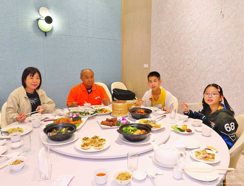 【新北美食】新濠食府會館,道地的港式飲茶,新莊婚宴會館、大宴小酌的好所在。 - 第71張圖 58-2