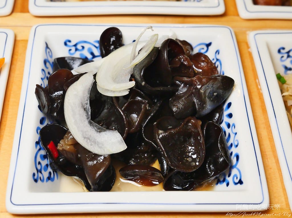 【板橋美食】饗記麵舖-板橋愛買店,平價又美味的餐點,麵、飯、水餃、港點、小菜、飲品一應俱全。 - 第28張圖 19