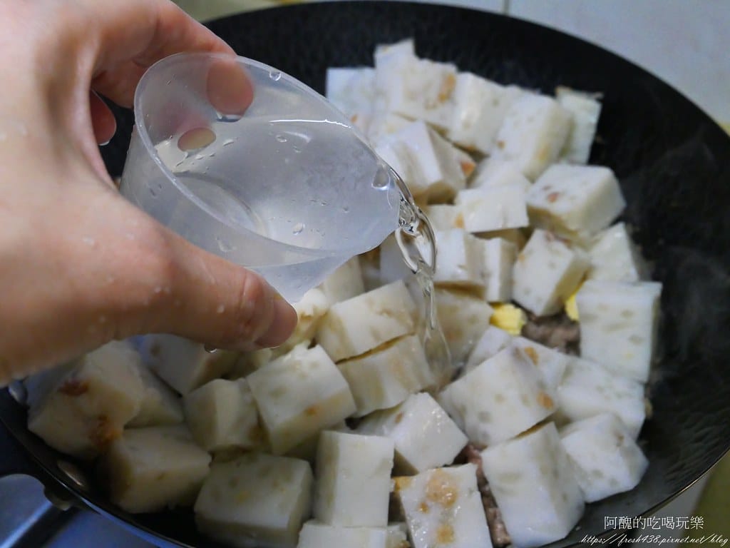 簡易版蘿蔔糕鹹湯,料多味美,一鍋到底真簡單。 - 第10張圖 P1017914