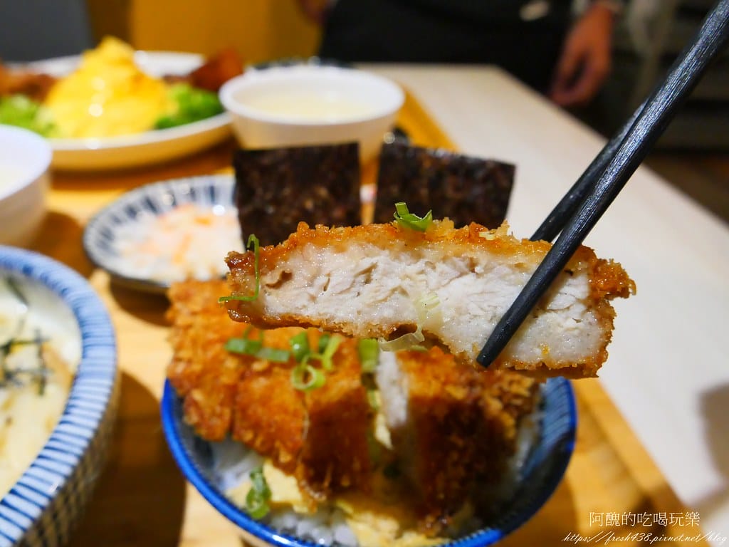 【北大美食】私嚐の吃飯-北大店,寵物友善餐廳,濃郁咖哩、華麗螺旋蛋、親切柴犬,讓您吃得好滿足,還提供寵物餐點哦! - 第44張圖 44