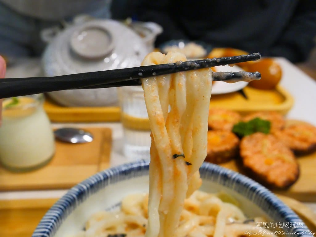 【北大美食】私嚐の吃飯-北大店,寵物友善餐廳,濃郁咖哩、華麗螺旋蛋、親切柴犬,讓您吃得好滿足,還提供寵物餐點哦! - 第42張圖 42