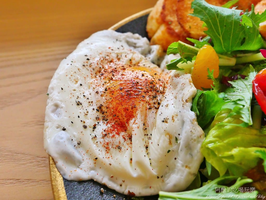 【新北美食】蒔光食藝,網美超愛的林口早午餐推薦,料理讚、擺盤美,熱門寵物友善餐廳。 - 第30張圖 21