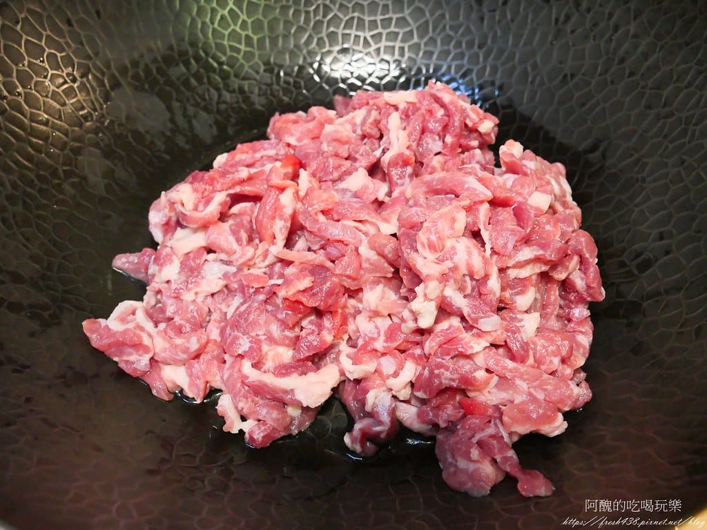 芹菜炒肉絲,原來芹菜可以抗癌、護眼、降血壓、保護肝臟、。 - 第4張圖 P1018823