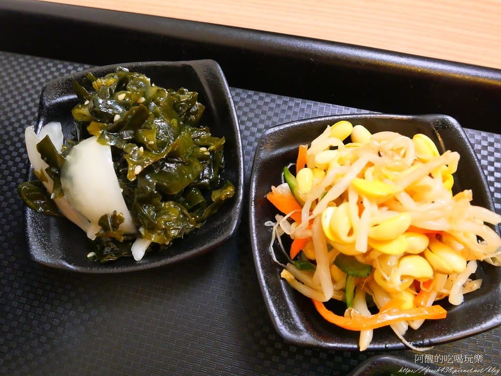 【樹林美食】咕咕圓韓式料理,韓式烤肉飯、部隊鍋一級棒,小菜多元可口,白飯、飲料內用吃到飽。 - 第41張圖 40-1