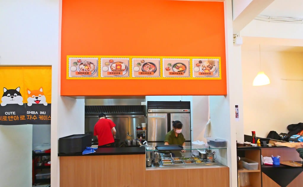【樹林美食】咕咕圓韓式料理,韓式烤肉飯、部隊鍋一級棒,小菜多元可口,白飯、飲料內用吃到飽。 - 第9張圖 9