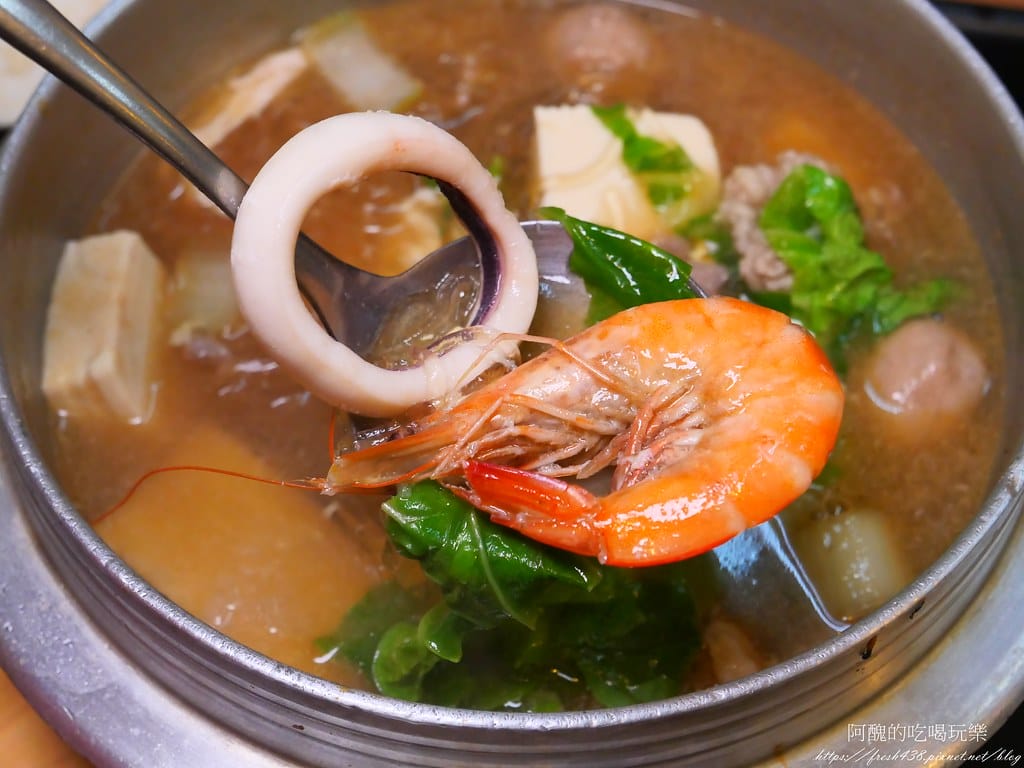 【樹林美食】咕咕圓韓式料理,韓式烤肉飯、部隊鍋一級棒,小菜多元可口,白飯、飲料內用吃到飽。 - 第20張圖 21