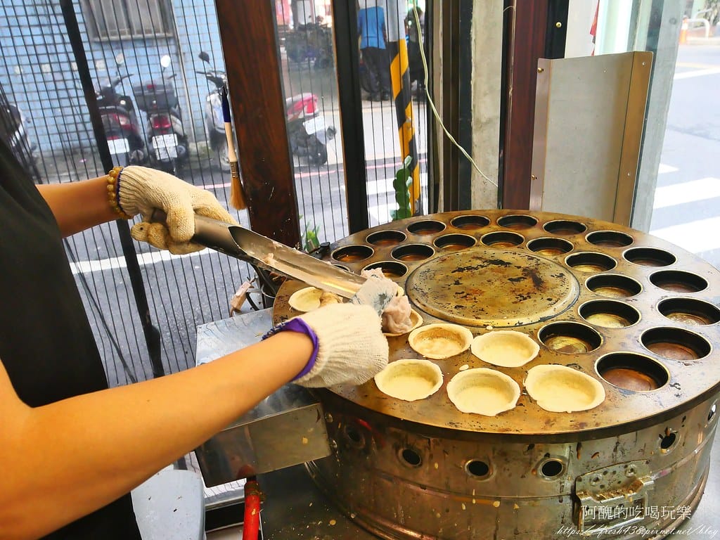 【板橋美食】淬仙-手工芋圓芋泥專賣板橋金門店,美味香醇燒仙草、手工芋圓,還有脆皮車輪餅。 - 第34張圖 20-4