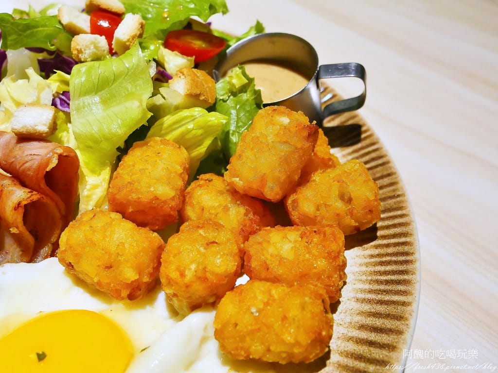 【板橋美食】隔壁早餐 NextDoor,草莓舒芙蕾好吃又夢幻、網美超愛,新埔必吃的早午餐。 - 第36張圖 15-4