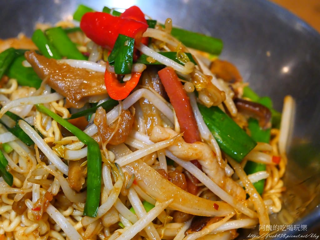 【板橋美食】茗香園冰室-板橋店,平價美味的港式茶餐廳,聚餐小酌的好去處。 - 第72張圖 66