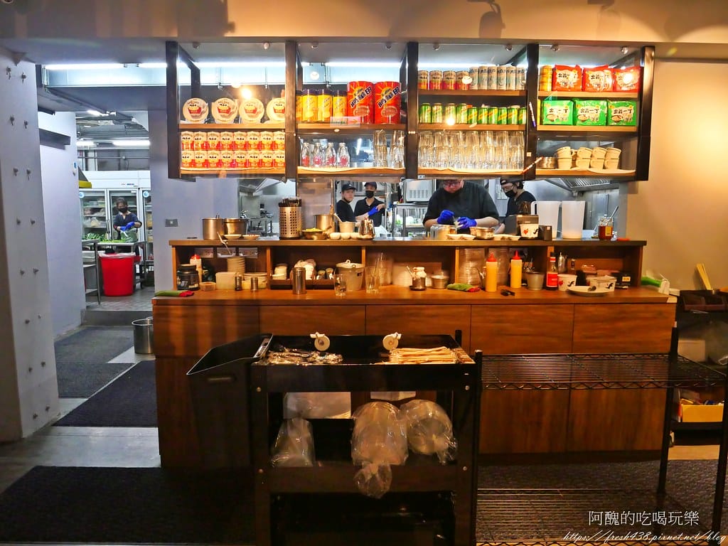 【板橋美食】茗香園冰室-板橋店,平價美味的港式茶餐廳,聚餐小酌的好去處。 - 第11張圖 9