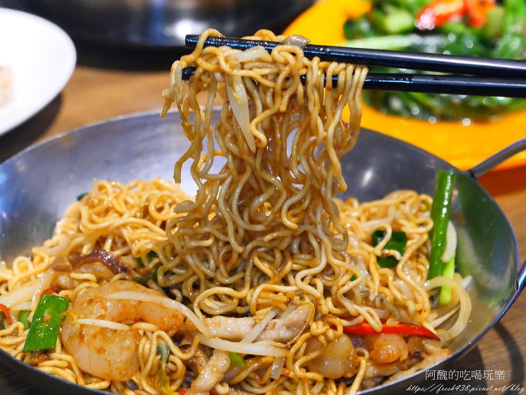 【板橋美食】茗香園冰室-板橋店,平價美味的港式茶餐廳,聚餐小酌的好去處。 - 第73張圖 67