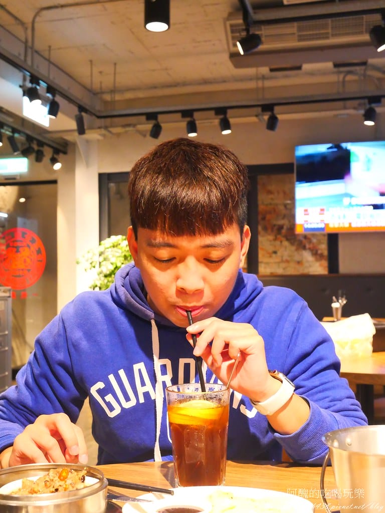 【板橋美食】茗香園冰室-板橋店,平價美味的港式茶餐廳,聚餐小酌的好去處。 - 第98張圖 83