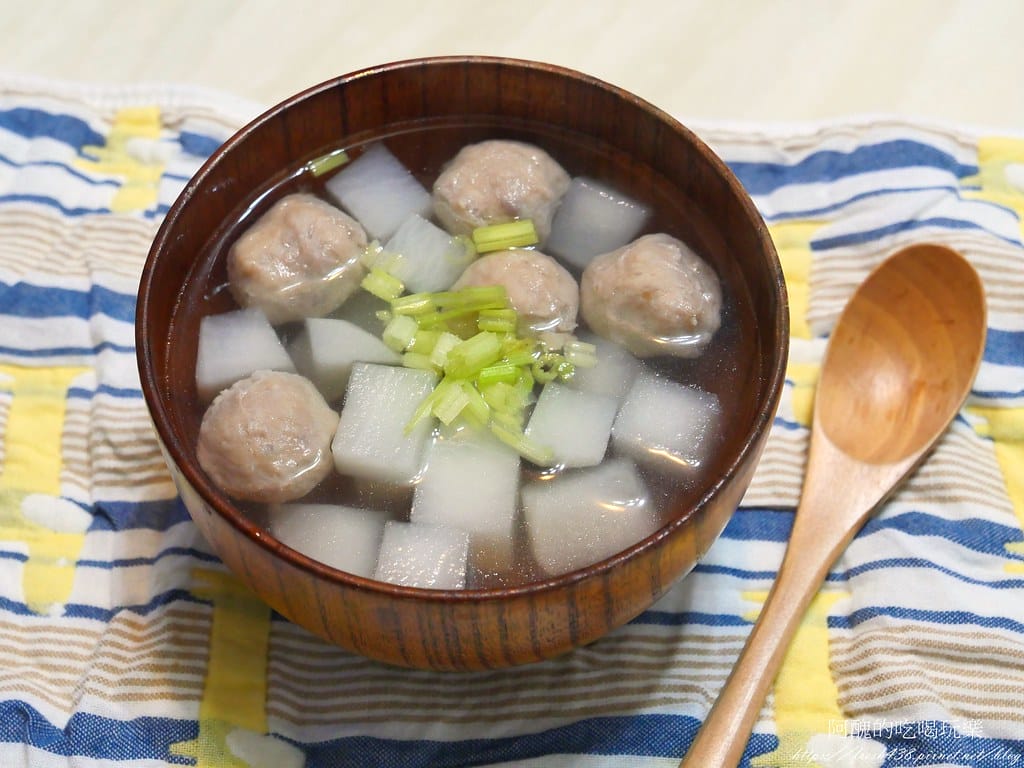 蘿蔔貢丸湯,全家大小都喜愛的簡易湯品。 - 第9張圖 P1019214