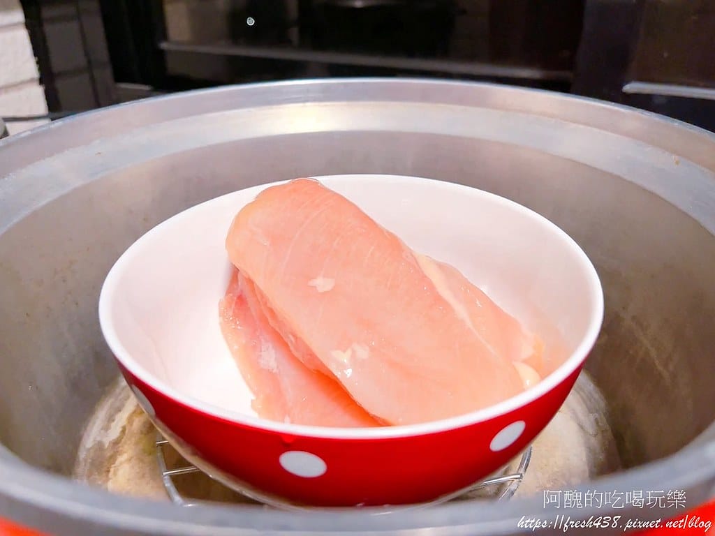 台灣搵醬-胡麻豆乳醬、海鮮五味醬,完成呈現雞絲蕎麥涼麵、蔥蛋中卷,家家必備的沾醬!! - 第10張圖 9