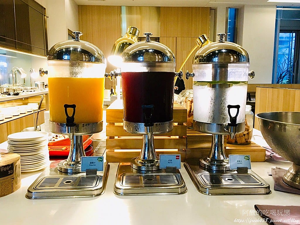 【林口美食】亞昕福朋喜來登酒店-宜客樂西餐廳,半自助百匯吃到飽,主餐可打包,食材超豐盛! - 第62張圖 54