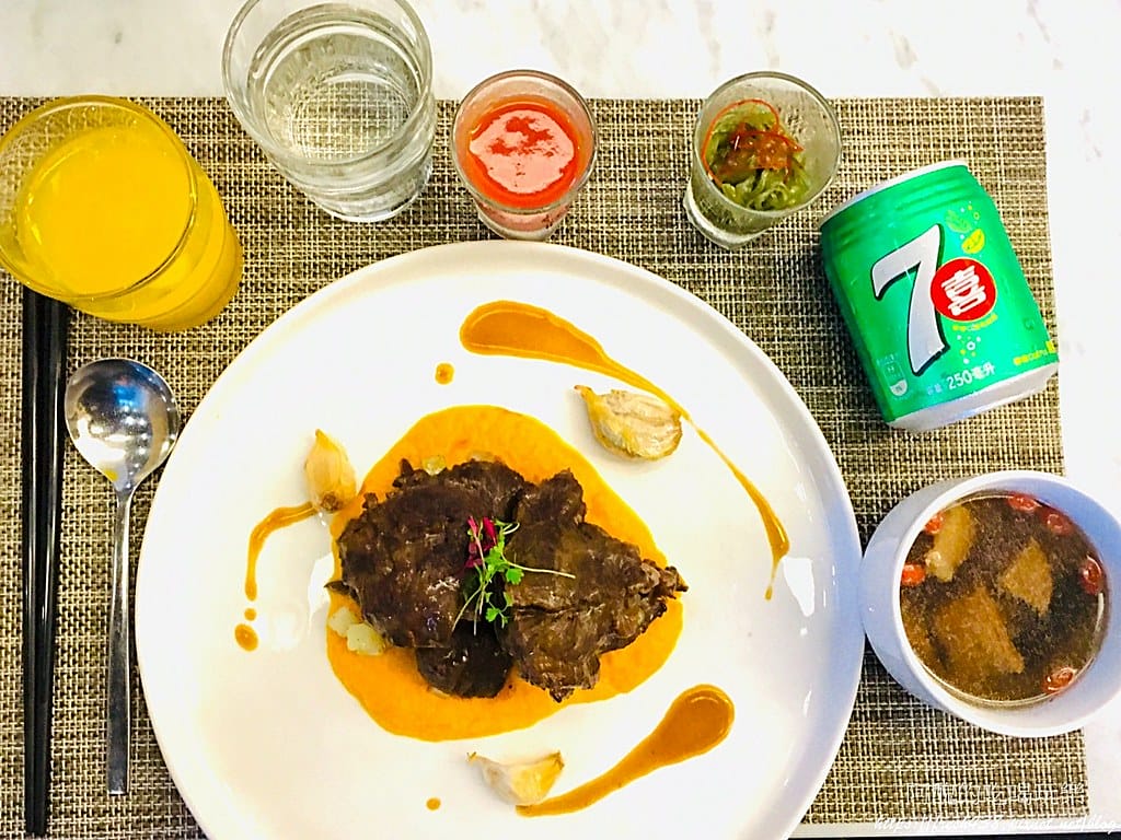 【林口美食】亞昕福朋喜來登酒店-宜客樂西餐廳,半自助百匯吃到飽,主餐可打包,食材超豐盛! - 第17張圖 13