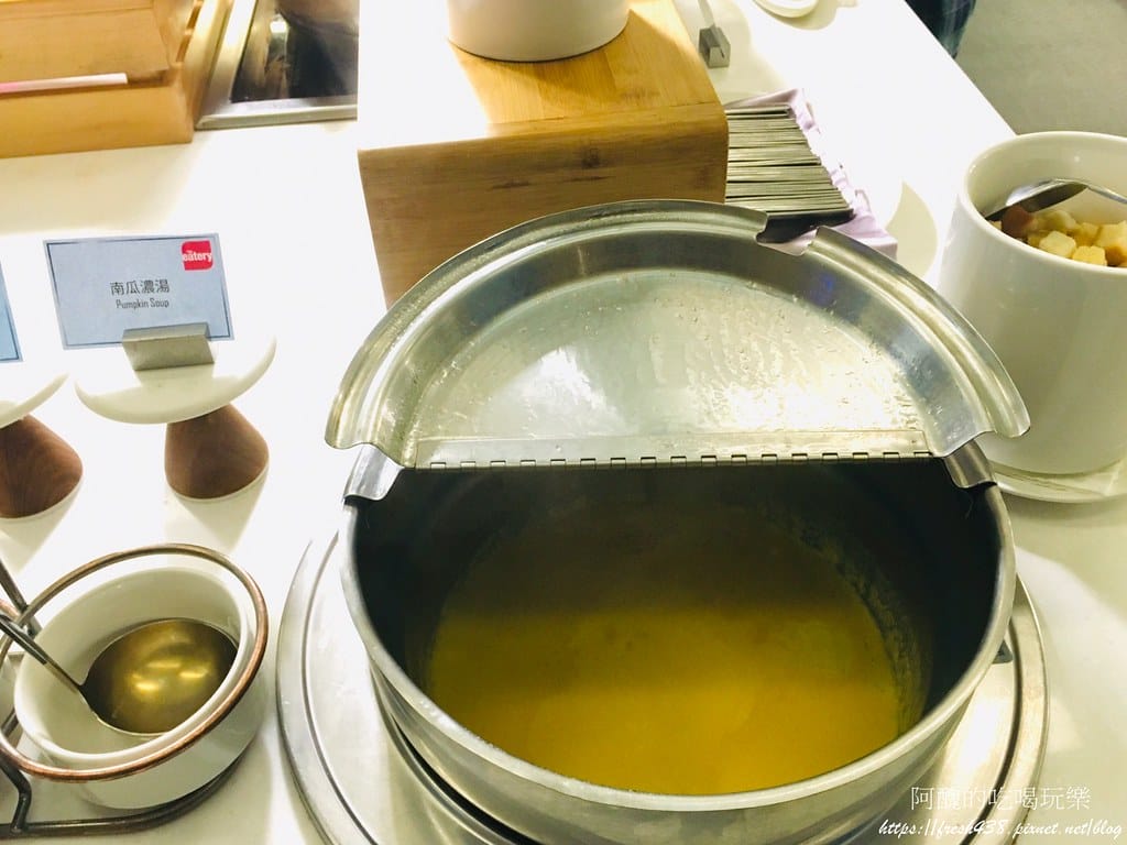 【林口美食】亞昕福朋喜來登酒店-宜客樂西餐廳,半自助百匯吃到飽,主餐可打包,食材超豐盛! - 第48張圖 41