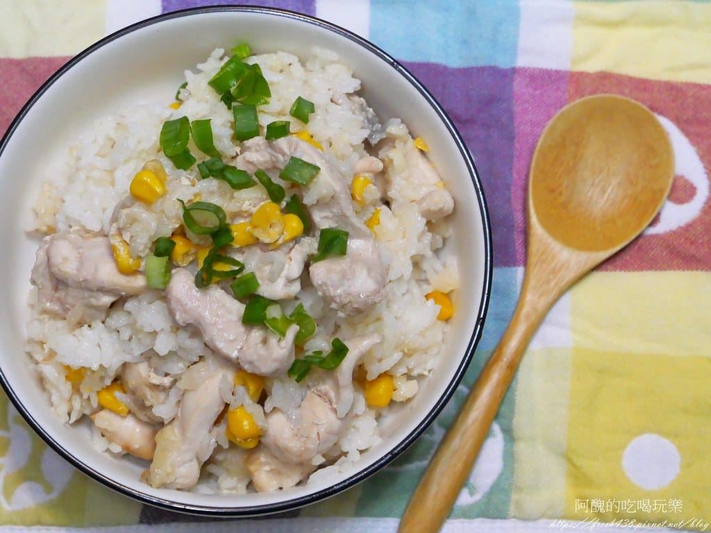 【電鍋食譜】雞胸肉玉米炊飯,軟嫩多汁,一口咬下還會爆汁。 - 第12張圖 P1019732