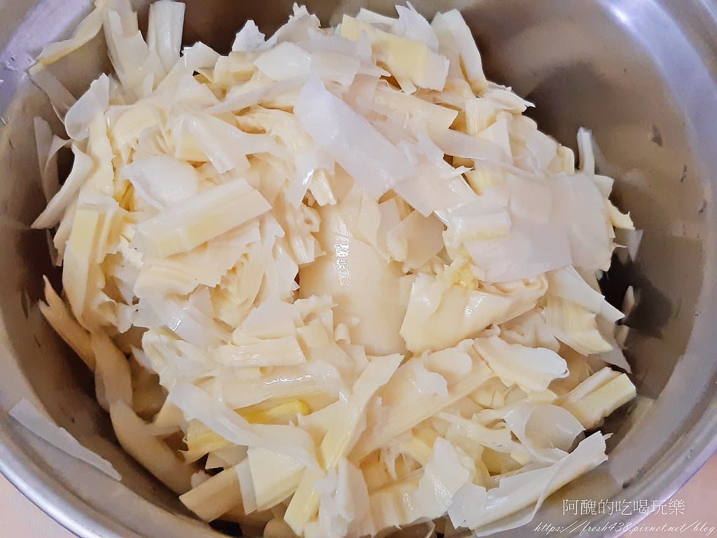 【素食料理】清炒桂竹筍,低卡瘦身,豐富的酪胺酸還能給您好心情。 - 第2張圖 20230124_123709
