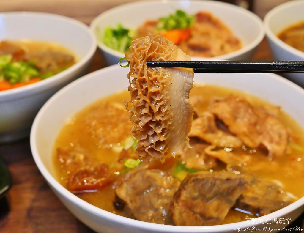 【台北美食】就是這間-功夫牛肉麵,松山牛肉麵推薦,料多實在、湯頭清爽,老饕都說讚! - 第47張圖 26-7