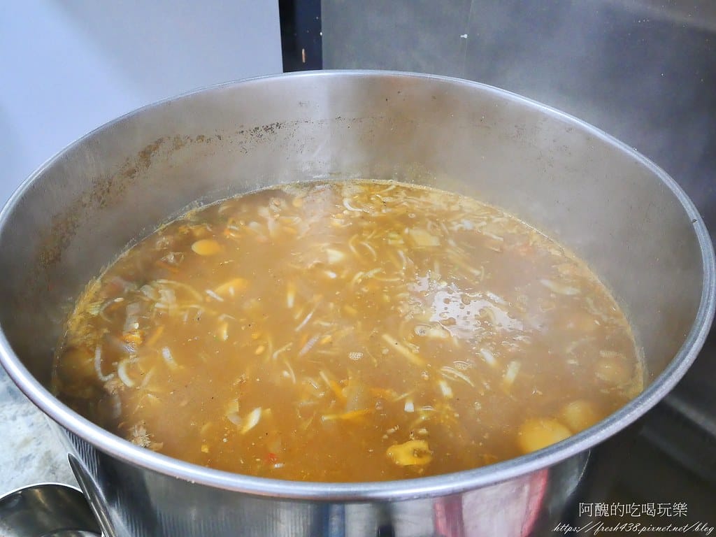 【台北美食】就是這間-功夫牛肉麵,松山牛肉麵推薦,料多實在、湯頭清爽,老饕都說讚! - 第18張圖 15-1