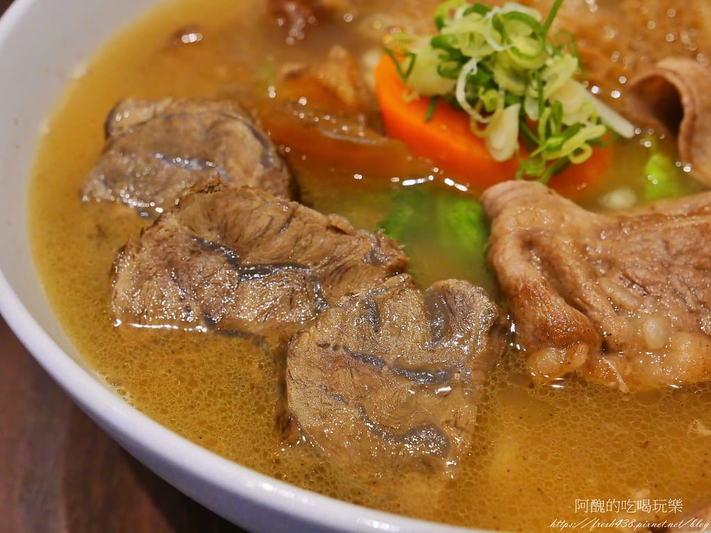 【台北美食】就是這間-功夫牛肉麵,松山牛肉麵推薦,料多實在、湯頭清爽,老饕都說讚! - 第53張圖 28-2