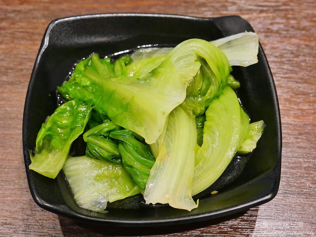 【台北美食】就是這間-功夫牛肉麵,松山牛肉麵推薦,料多實在、湯頭清爽,老饕都說讚! - 第25張圖 22-1