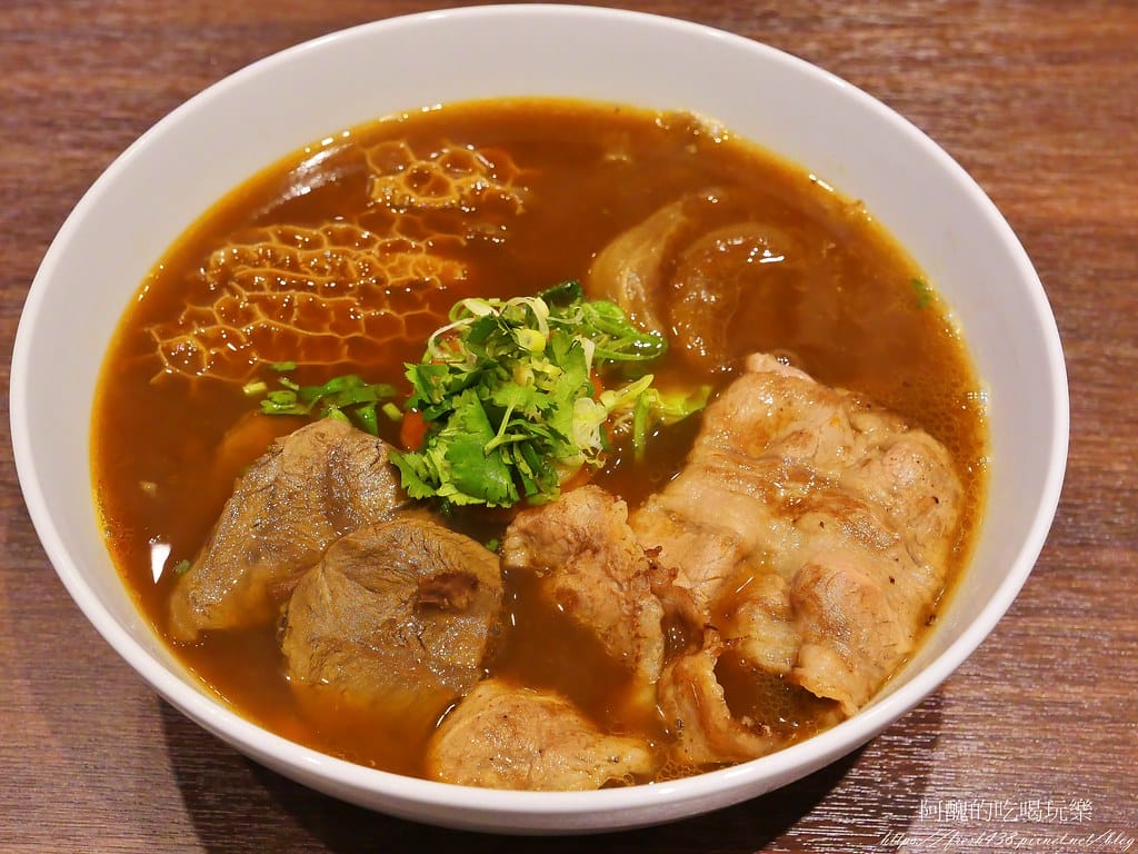 【台北美食】就是這間-功夫牛肉麵,松山牛肉麵推薦,料多實在、湯頭清爽,老饕都說讚! - 第40張圖 26