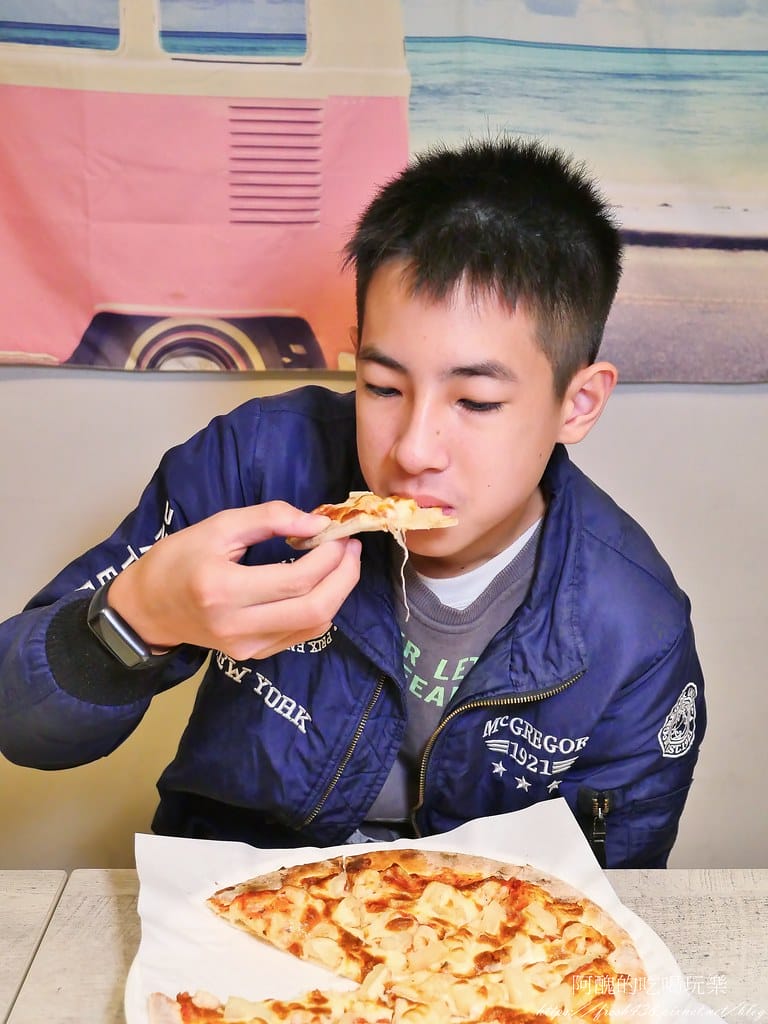 【台北美食】Baksa Pizza手工窯烤披薩,現點現烤,好吃又平價的木柵披薩。 - 第26張圖 17-4