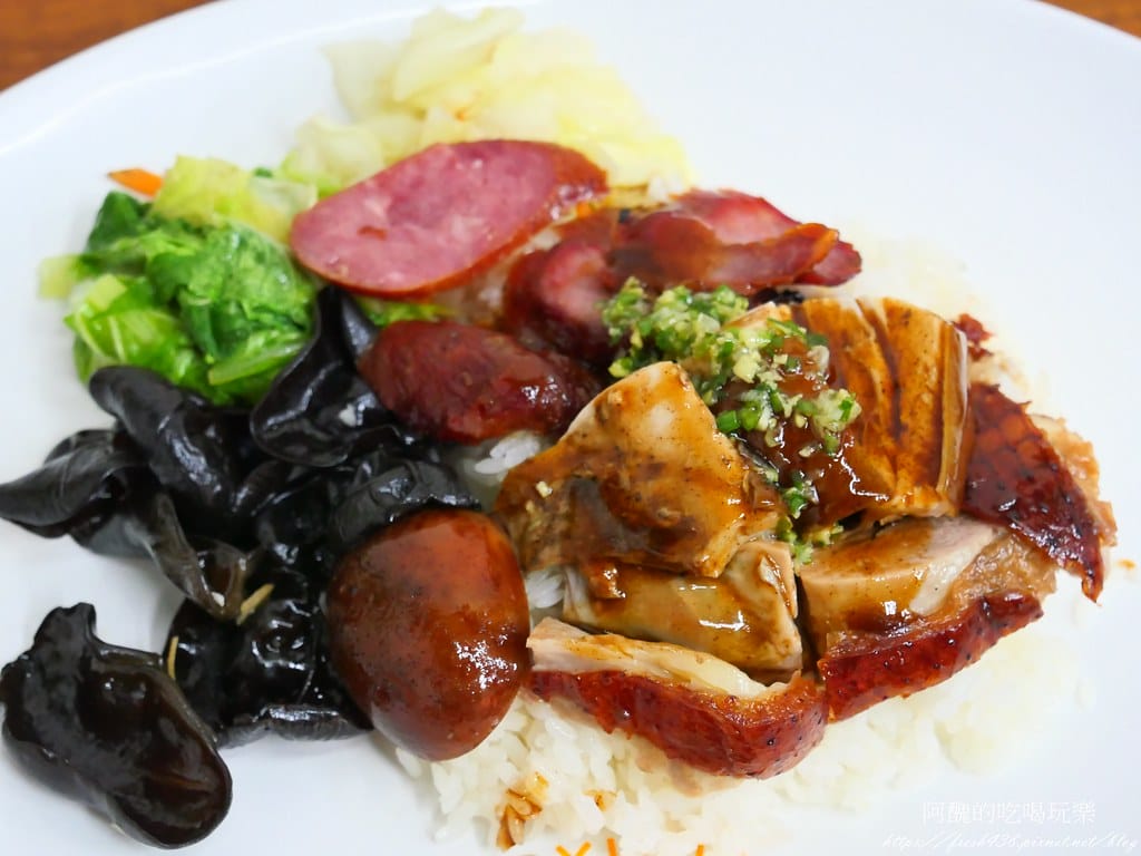 【新北美食】波霸櫻桃鴨燒臘便當-新莊店, 櫻桃鴨便當高貴不貴,超火紅的新莊燒臘店。 - 第27張圖 25