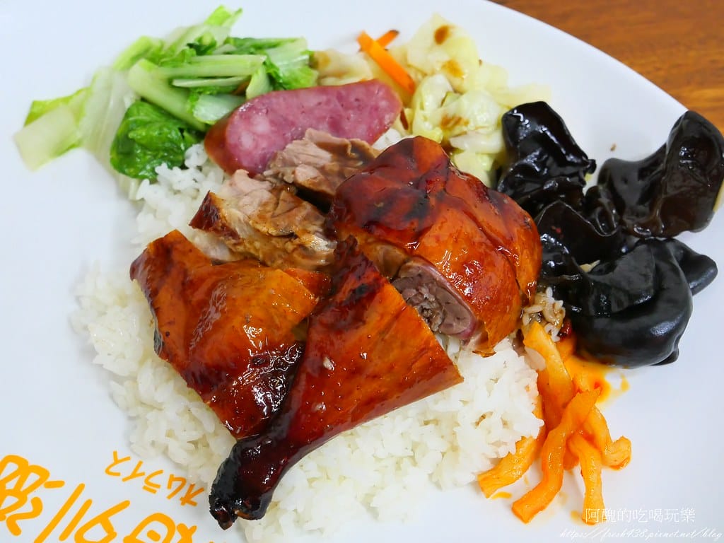 【新北美食】波霸櫻桃鴨燒臘便當-新莊店, 櫻桃鴨便當高貴不貴,超火紅的新莊燒臘店。 - 第25張圖 23