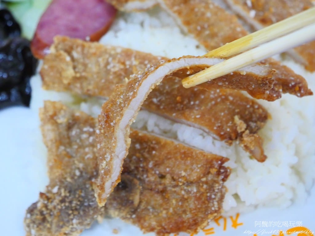 【新北美食】波霸櫻桃鴨燒臘便當-新莊店, 櫻桃鴨便當高貴不貴,超火紅的新莊燒臘店。 - 第22張圖 20