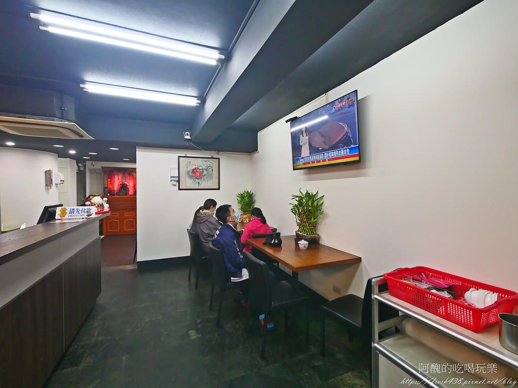 【新北美食】波霸櫻桃鴨燒臘便當-新莊店, 櫻桃鴨便當高貴不貴,超火紅的新莊燒臘店。 - 第7張圖 6