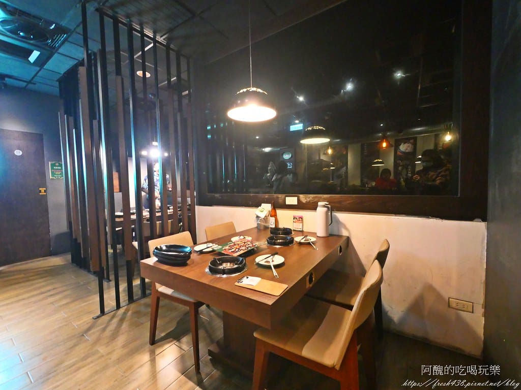 【台北美食】狂一鍋-新店三民店,自助吧無限吃到飽,超人氣排隊名店,最潮台式火鍋店,狂一鍋必回訪。 - 第14張圖 4