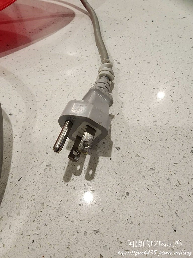 7567