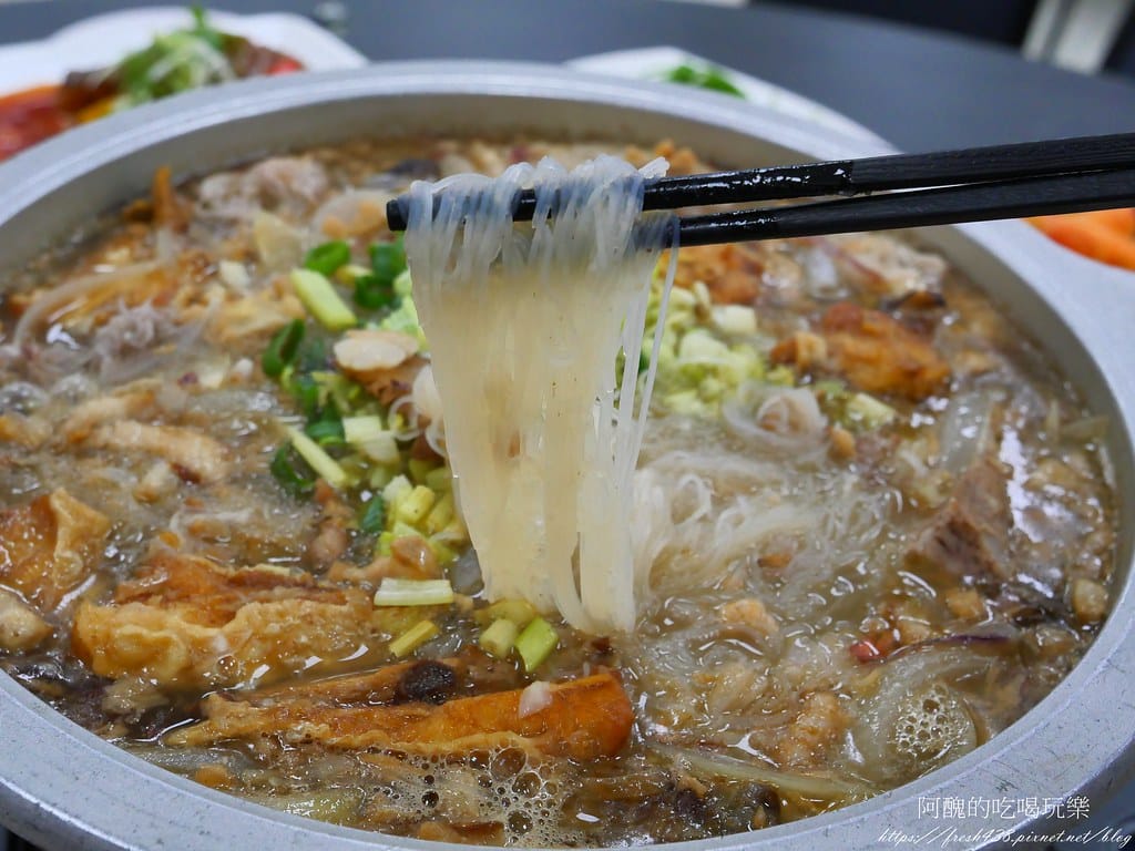 【新北美食】集鮮城水產餐廳,泰山熱炒店,附設卡拉OK,讓您吃飽又嗨爆! - 第51張圖 P1021543