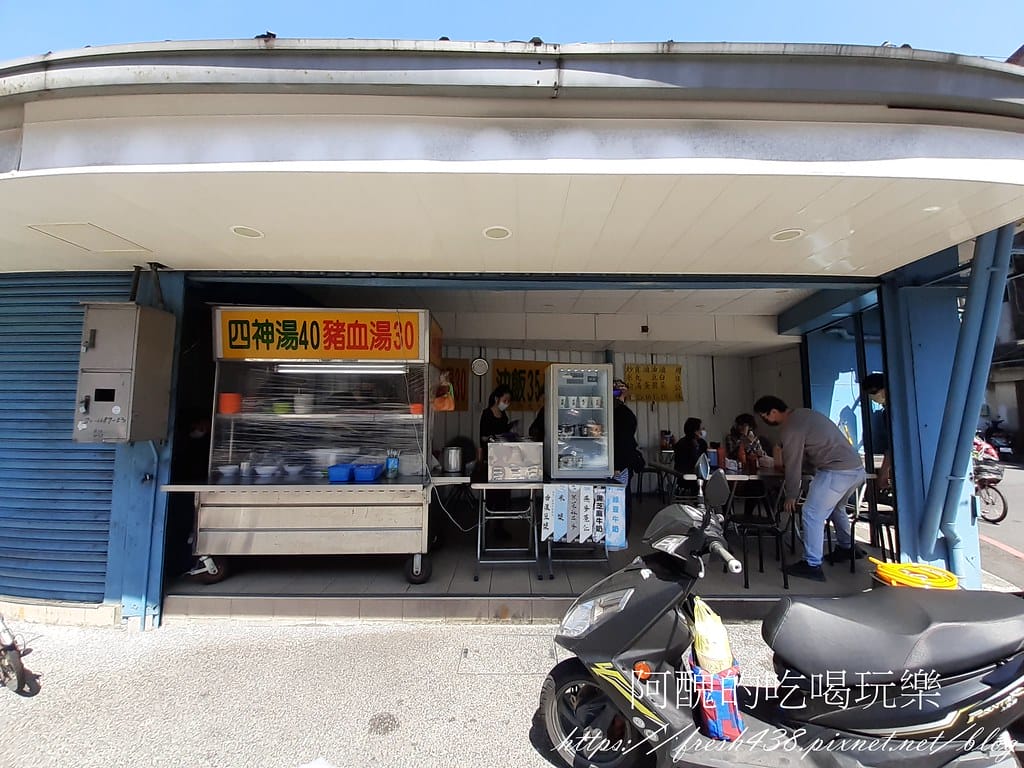 【樹林美食】無名麵店,銅板價超有良心,滷蛋居然一顆10元,炒 4