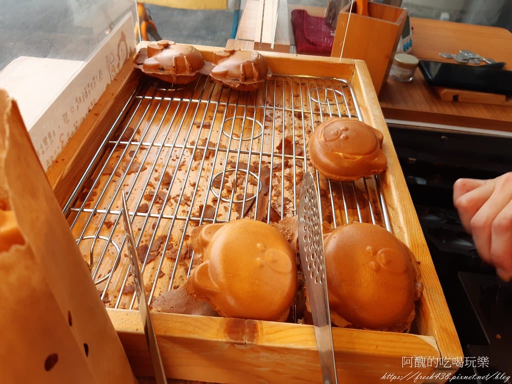 【樹林美食】Smile脆皮雞蛋糕,口味多元,外酥內軟,樹林後站超人氣點心。 - 第13張圖 10