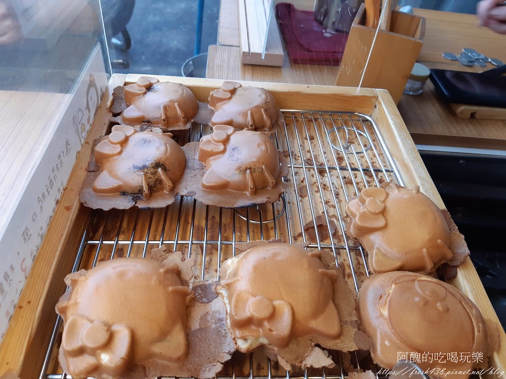 【樹林美食】Smile脆皮雞蛋糕,口味多元,外酥內軟,樹林後站超人氣點心。 - 第14張圖 11