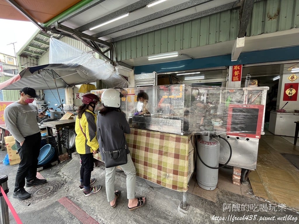 【板橋美食】鴻豬便當,腱子飯真的超美味,份量大,米飯熱騰騰! - 第5張圖 4