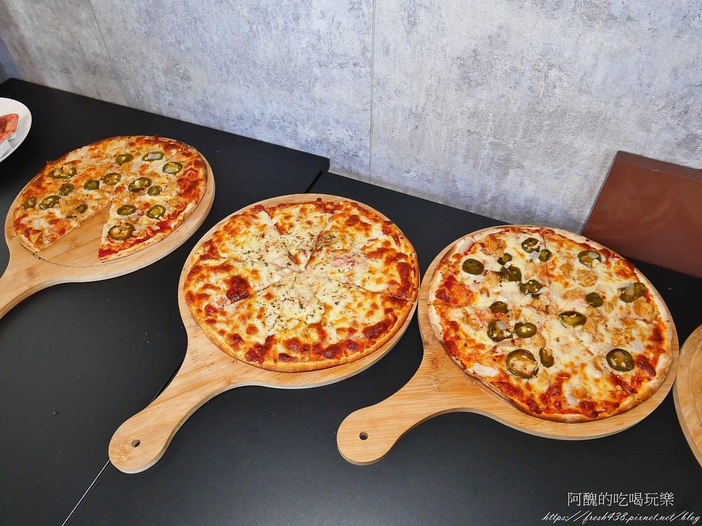 【桃園美食】愛樂披薩 ALLES PIZZA,寵物友善餐廳,附設親子遊樂設施,超適合包場同樂。 - 第25張圖 23