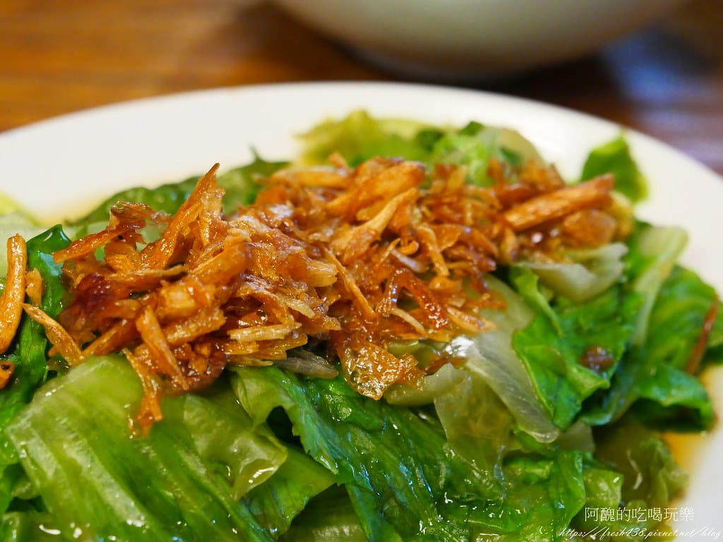 【板橋美食】兩津號雞肉飯,板橋必吃的雞肉飯,CP值破表,70元金牌雞肉飯附一整顆荷包蛋! - 第36張圖 31