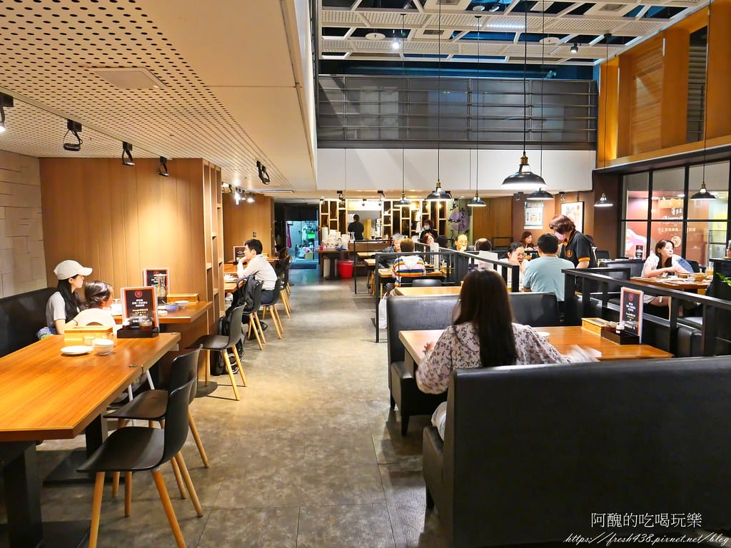 【板橋美食】彌敦道港式茶餐廳-板橋店,板橋聚餐的好去處,饕客必吃的港式茶餐廳。 - 第8張圖 7
