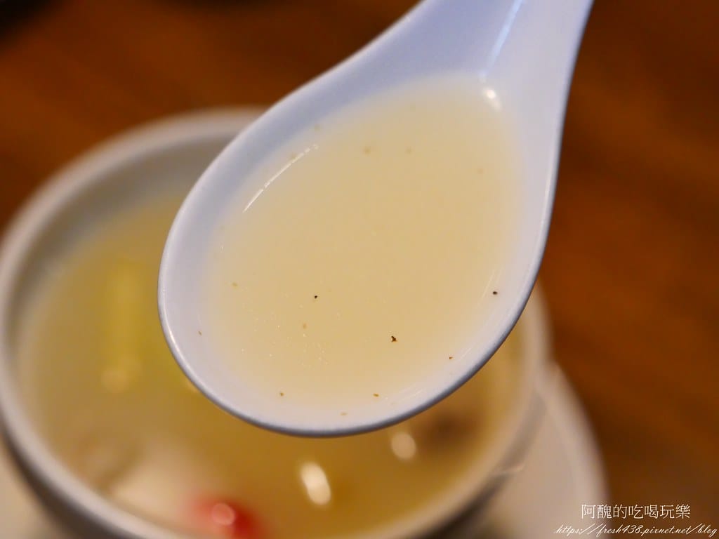 【板橋美食】彌敦道港式茶餐廳-板橋店,板橋聚餐的好去處,饕客必吃的港式茶餐廳。 - 第44張圖 46