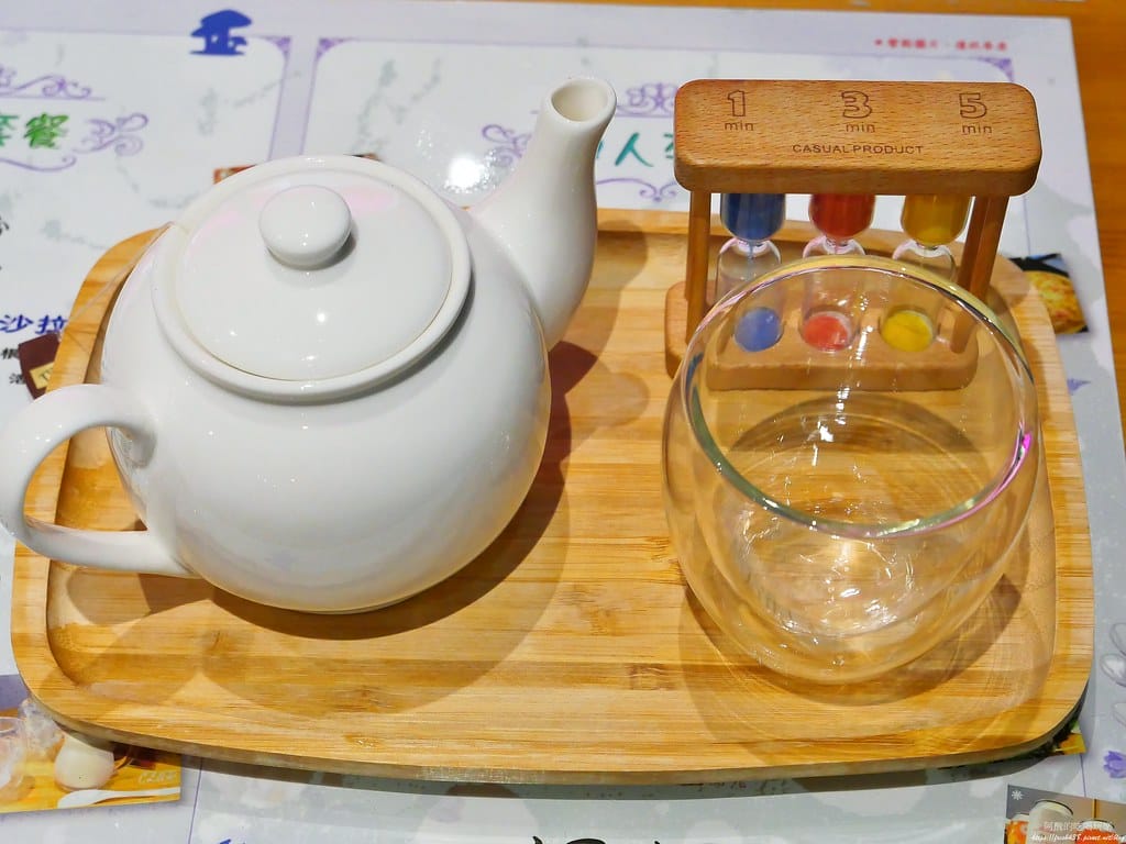 【蘆洲美食】拍拍手披薩咖啡,蘆洲最好吃的披薩店,義大利麵、燉飯、鬆餅都好吃! - 第77張圖 34