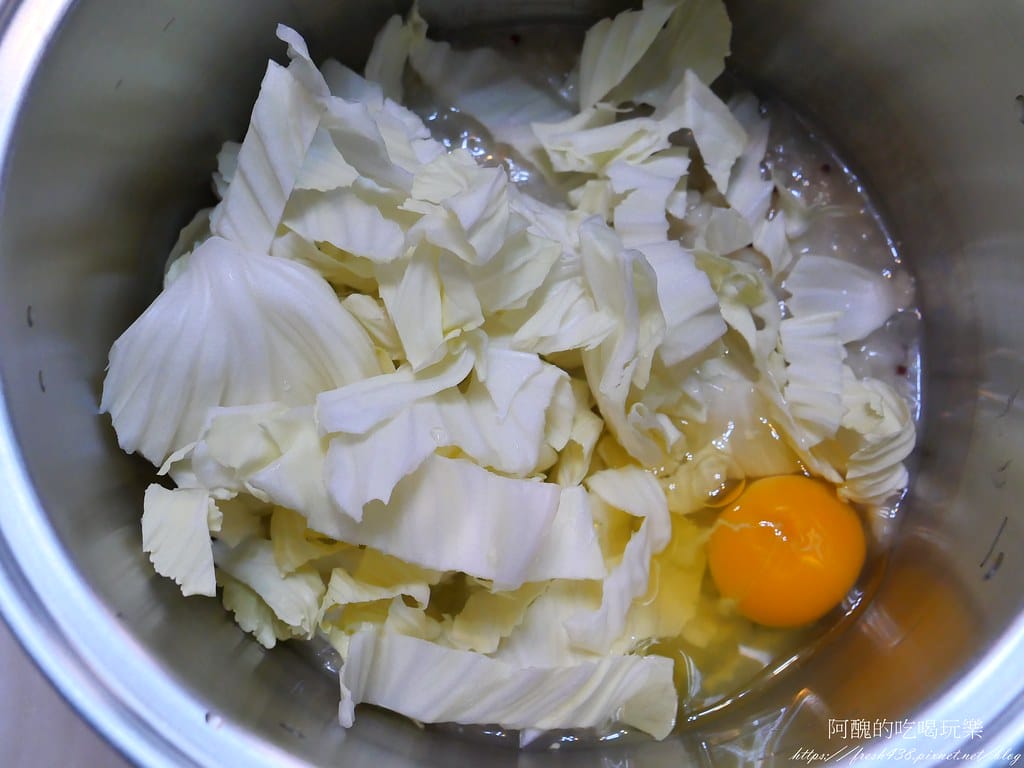 稀飯煎餅,剩下的稀飯化身簡單的手指食物,吃膩稀飯的寶貝可以嘗試喔! - 第5張圖 P1023672