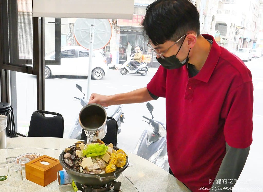 【桃園美食】三街海鮮屋,桃園平價快炒海鮮店,合菜超級澎湃,宴客的最佳選擇。 - 第46張圖 26