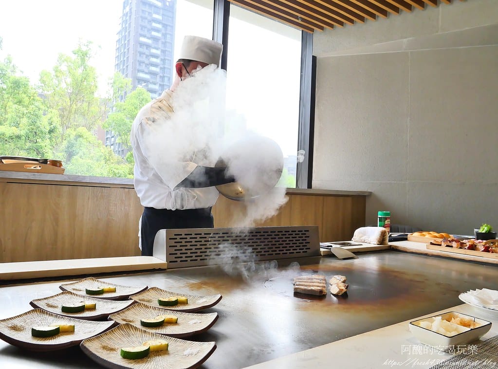 【新北美食】台北一位難求的爆紅鐵板燒,全台評價最高的高檔連鎖鐵板燒,明水然・樂-林口昕境店,食材超頂級。 - 第40張圖 35